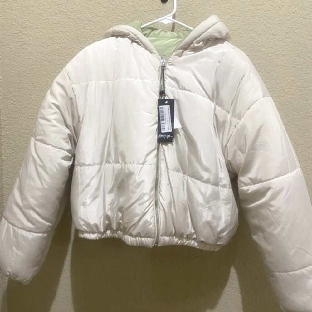 NWT | Reversible Hooded Puffer Jacket, White & Green | Size M | Nasty Gal